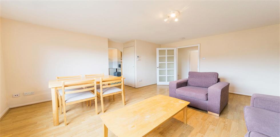 Modern Apartment Winchester Avenue, Queens Park